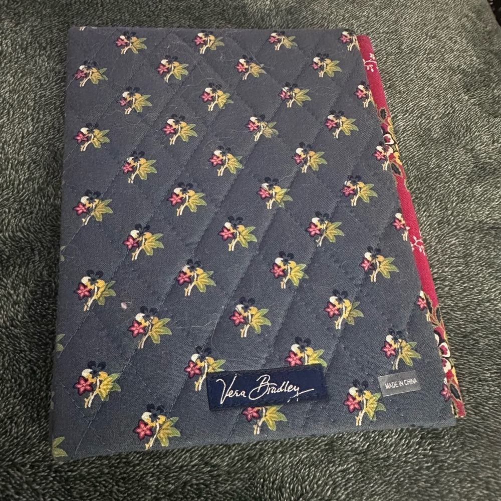 Vera Bradley Blue and Red Quilted Floral CD case